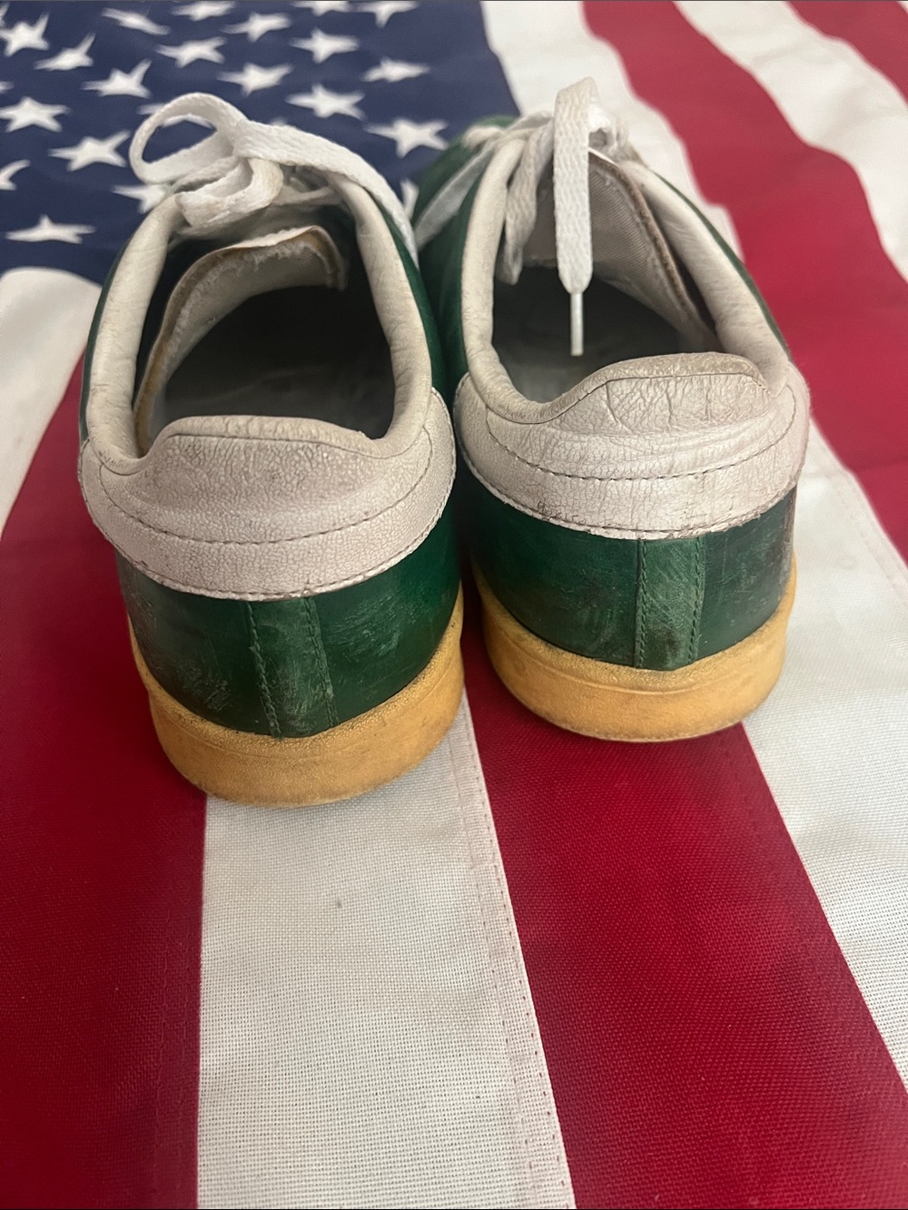 Smith vs. Nastase Adidas shoes - Picture 5 of 11